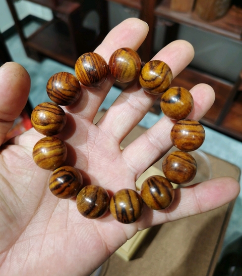 古玩雜項文玩手串拍賣，當前價格388元