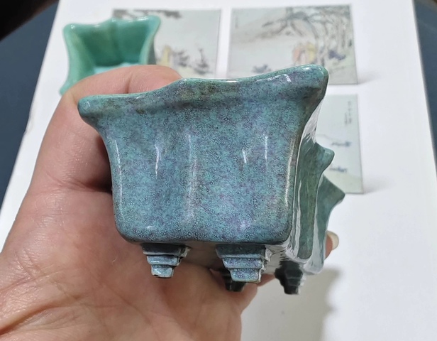古玩陶瓷爐鈞釉四足洗真品鑒賞圖
