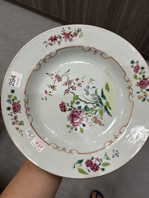 古玩陶瓷粉彩盤真品鑒賞圖