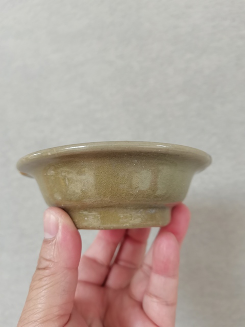 古玩陶瓷龍泉青瓷撇口洗拍賣，當前價格0元