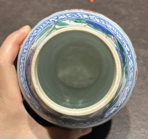 古玩陶瓷清順治 青花五彩花卉紋蓮子罐真品鑒賞圖