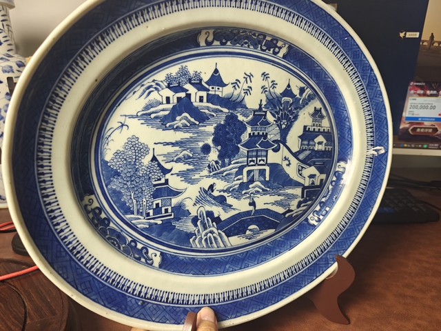 古玩陶瓷山水亭臺樓閣青花大盤拍賣，當前價格4500元
