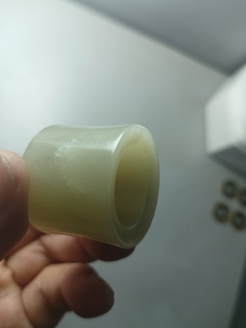 古玩玉器清代和田玉雕“素紋扳指”拍賣,當前價格888元
