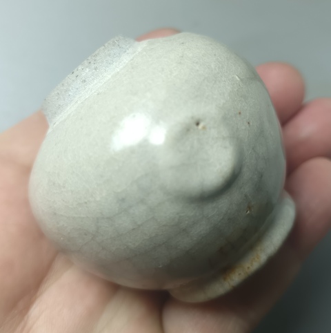 古玩陶瓷清早期哥釉水盂拍賣，當前價格877元