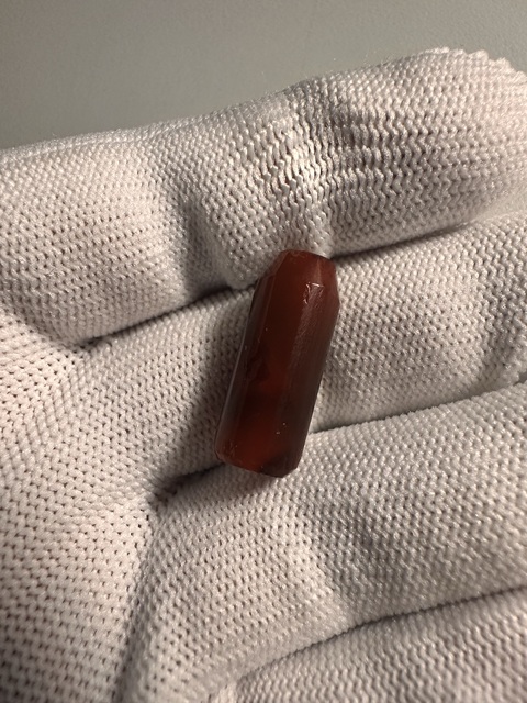 古玩玉器清代子彈頭瑪瑙珠拍賣,當前價格30元