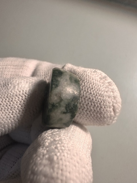 古玩玉器清代翡翠墜飾拍賣,當前價格50元