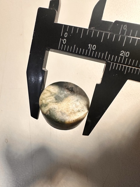 古玩玉器清代翡翠墜飾拍賣,當前價格50元