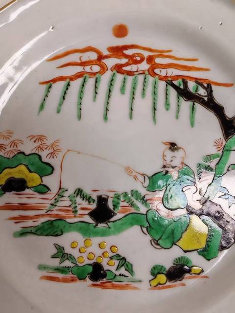 古玩陶瓷五彩人物盤真品鑒賞圖