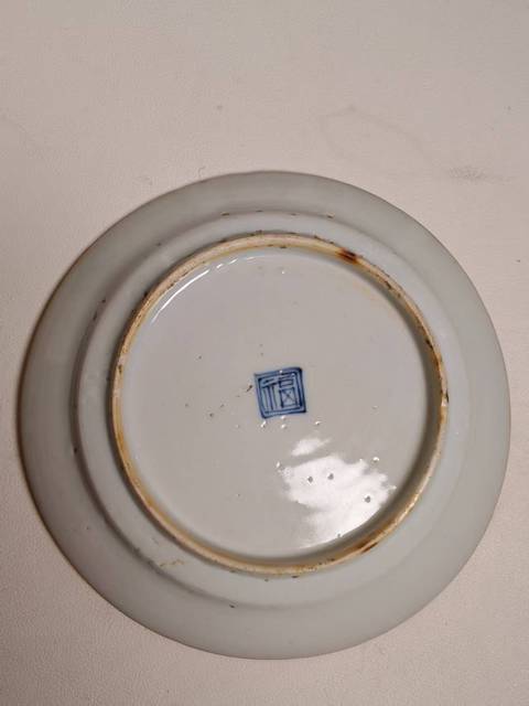 古玩陶瓷五彩人物盤真品鑒賞圖