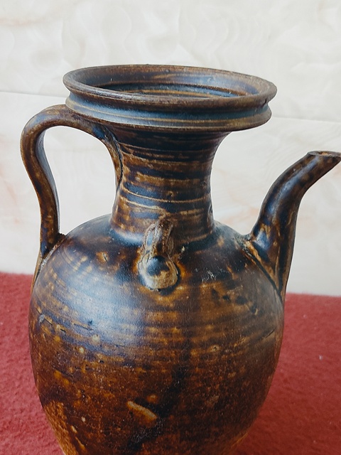 古玩陶瓷褐釉執壺真品鑒賞圖