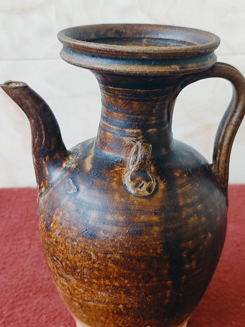 古玩陶瓷褐釉執壺真品鑒賞圖