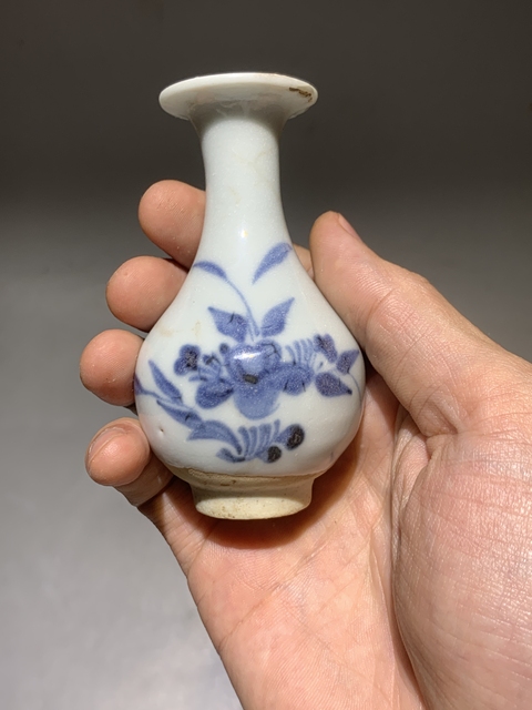 古玩陶瓷明末清初青花花卉紋玉壺春瓶拍賣(mài),當(dāng)前價(jià)格688元