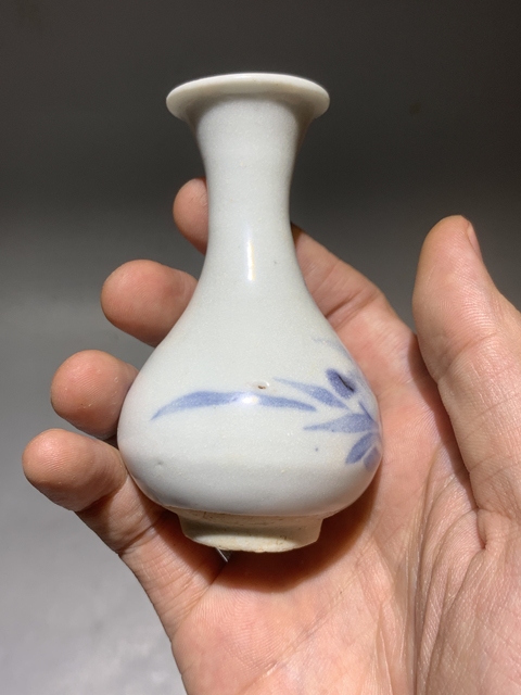 古玩陶瓷明末清初青花花卉紋玉壺春瓶拍賣,當(dāng)前價格688元