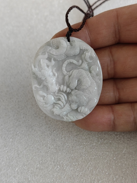 古玩玉器翡翠雕“風云際會”牌拍賣,當前價格260元