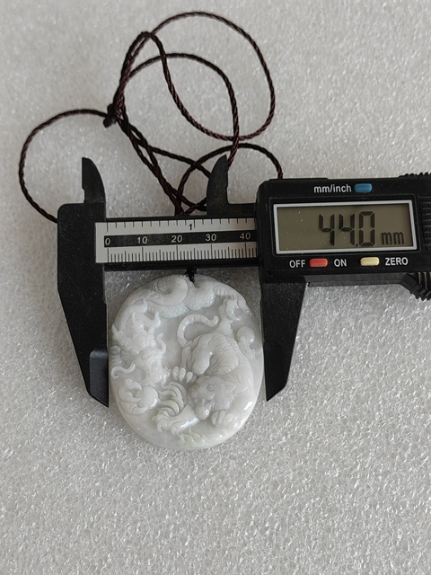 古玩玉器翡翠雕“風云際會”牌拍賣,當前價格260元