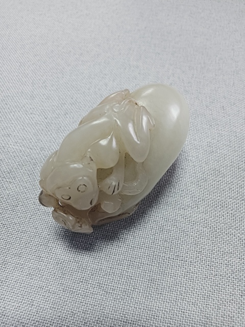 古玩玉器和田玉雕“瓜果墜”真品鑒賞圖