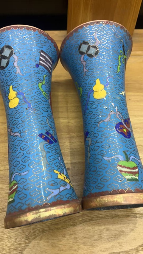 古玩銅器掐絲琺瑯花觚拍賣,當前價格5600元