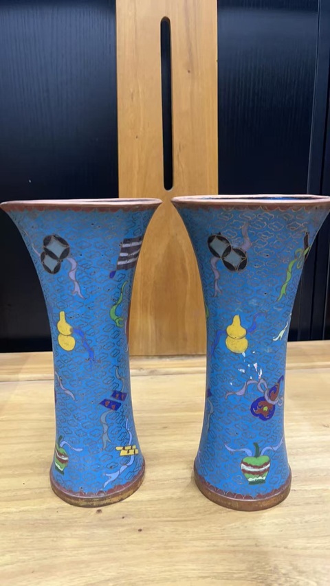 古玩銅器掐絲琺瑯花觚拍賣,當前價格5600元