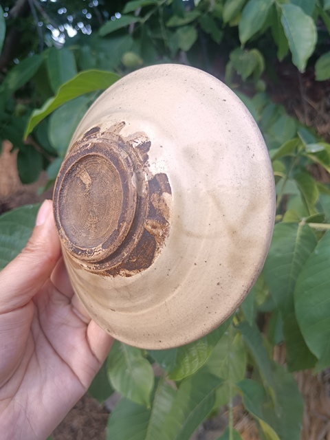 古玩陶瓷元末明初~白釉茶盞拍賣,當前價格88元