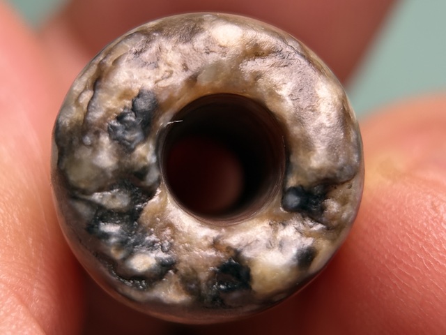 古玩玉器商周和田玉勒子拍賣，當(dāng)前價(jià)格9800元
