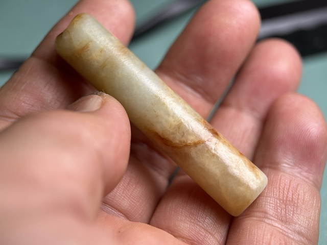 古玩玉器商周和田玉長(zhǎng)管拍賣,當(dāng)前價(jià)格28800元