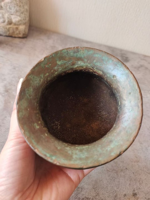 古玩銅器銅質(zhì)刻花蘋果鐏拍賣，當(dāng)前價格2888元