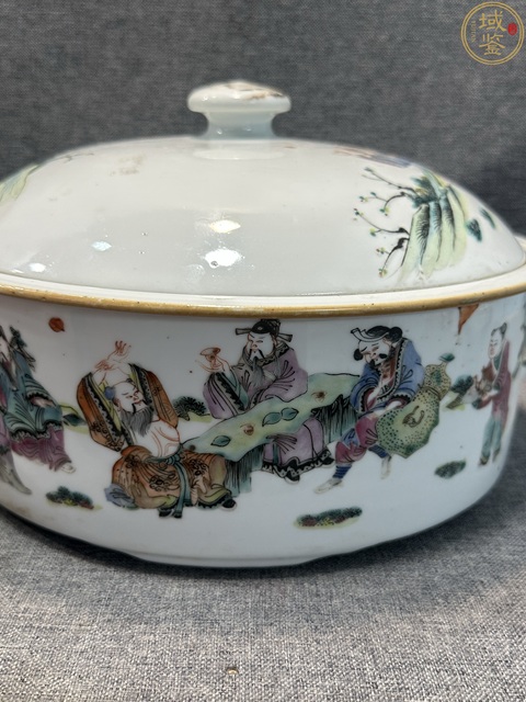 古玩陶瓷粉彩人物故事紋蓋鍋真品鑒賞圖