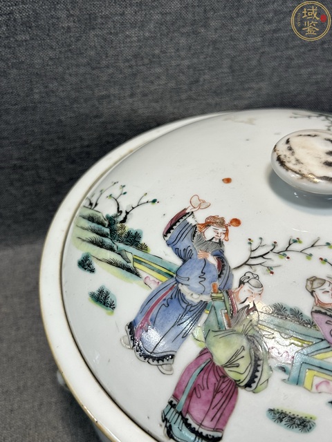 古玩陶瓷清同治 粉彩人物紋品鍋真品鑒賞圖