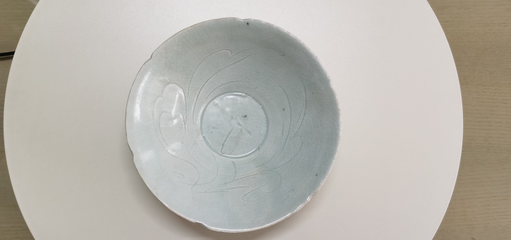 古玩陶瓷青白釉刻花葵口碗拍賣，當(dāng)前價格2600元