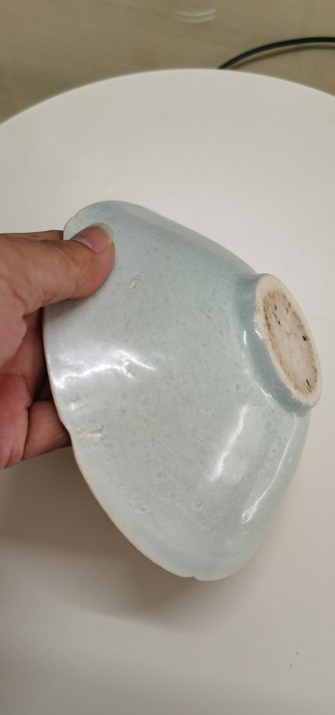 古玩陶瓷青白釉刻花葵口碗拍賣，當(dāng)前價格2600元