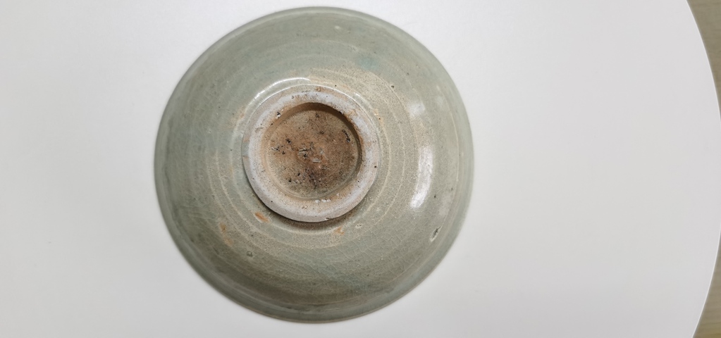 古玩陶瓷龍泉青瓷碗拍賣,當前價格1800元