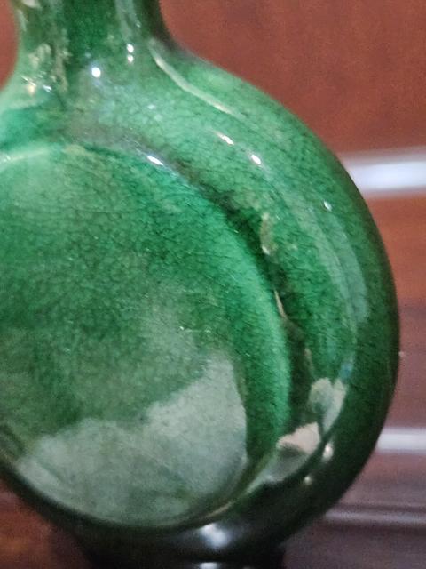 古玩陶瓷綠哥釉鼻煙壺拍賣，當(dāng)前價格2000元