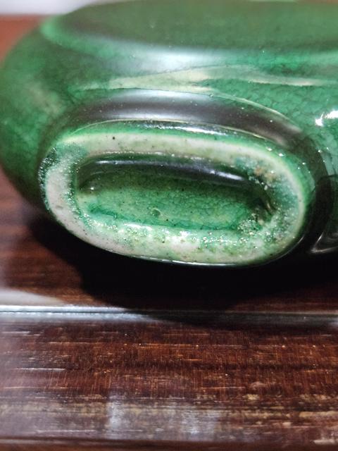 古玩陶瓷綠哥釉鼻煙壺拍賣，當(dāng)前價格2000元