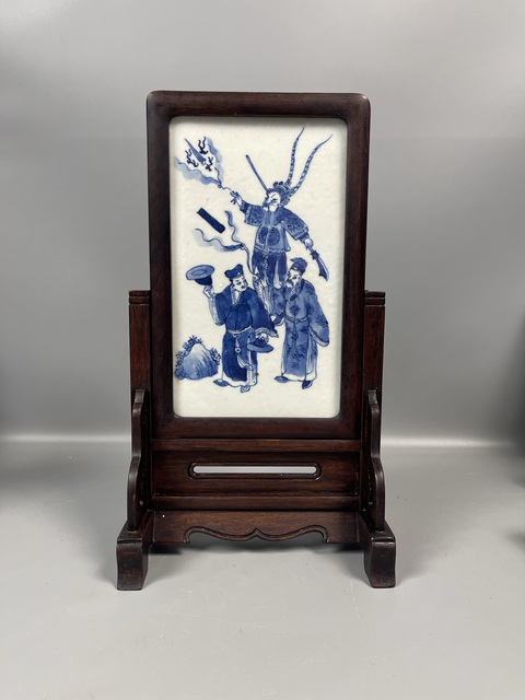 古玩陶瓷清中期 封神榜 人物故事 瓷板 托塔天王李靖拍賣(mài)，當(dāng)前價(jià)格9800元