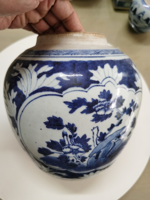 古玩陶瓷花卉紋青花罐拍賣，當前價格1800元