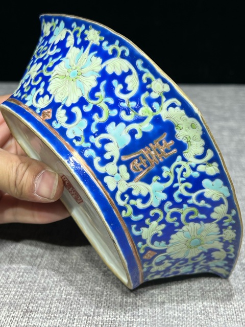 古玩陶瓷清·同治福壽紋粉彩角碗拍賣，當前價格1600元