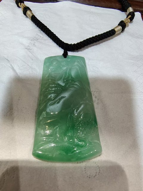 古玩玉器天然翡翠雕“山水牌”拍賣，當前價格3800元