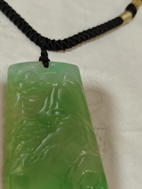 古玩玉器天然翡翠雕“山水牌”拍賣，當前價格3800元