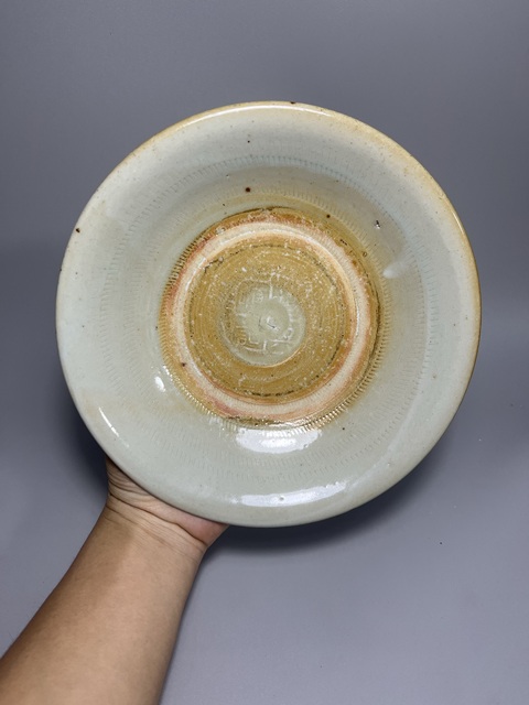 古玩陶瓷龍泉青瓷印章款盤拍賣,當(dāng)前價(jià)格0元