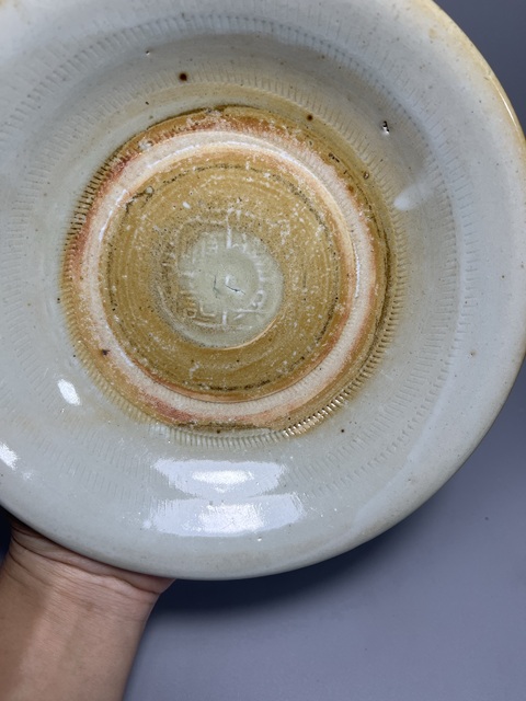 古玩陶瓷龍泉青瓷印章款盤拍賣,當(dāng)前價(jià)格0元