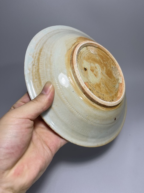 古玩陶瓷龍泉青瓷印章款盤拍賣,當(dāng)前價(jià)格0元