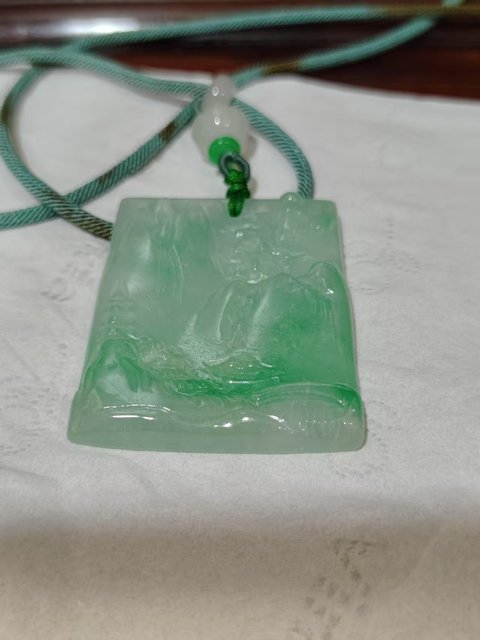 古玩玉器天然翡翠雕“山水牌”拍賣，當前價格3200元