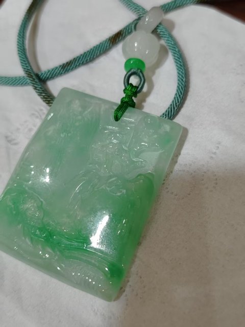 古玩玉器天然翡翠雕“山水牌”拍賣，當前價格3200元