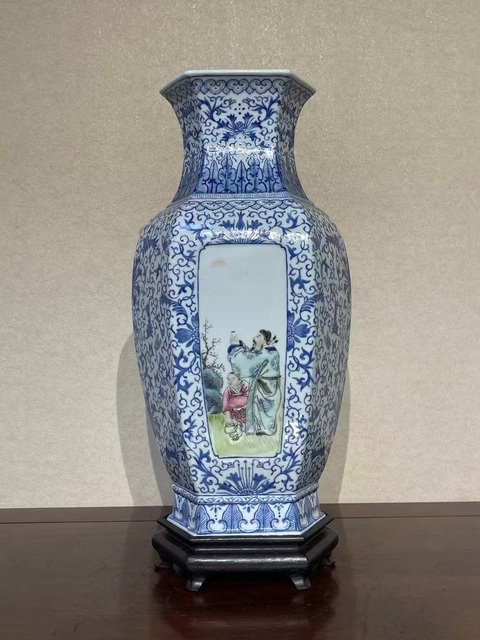 古玩陶瓷藍(lán)料彩開(kāi)窗人物六個(gè)方瓶真品鑒賞圖