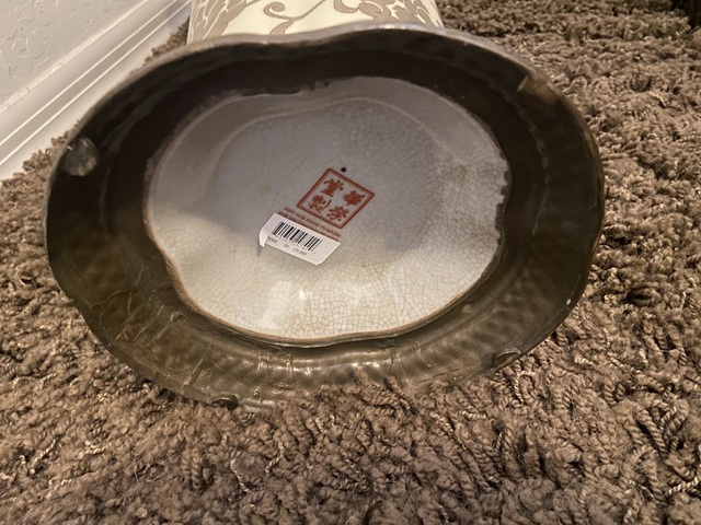 古玩陶瓷華榮堂制款花觚真品鑒賞圖