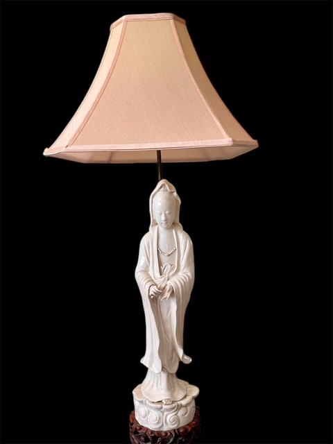 古玩陶瓷觀音燈真品鑒賞圖