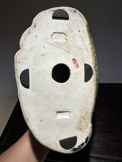 古玩陶瓷粉彩花卉紋彌勒佛像真品鑒賞圖