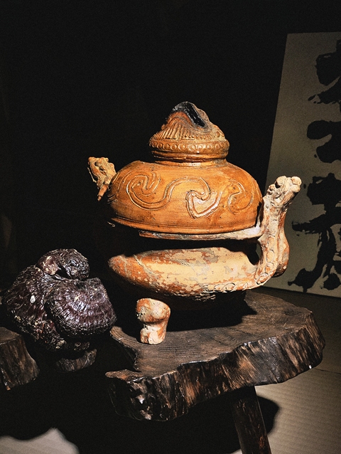 古玩陶瓷香薰爐真品鑒賞圖