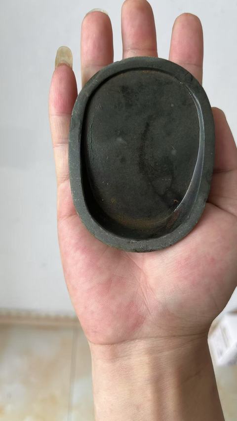 古玩雜項馬蹄形石硯真品鑒賞圖