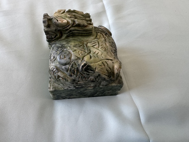 古玩玉器岫玉雕“龍龜鈕印”真品鑒賞圖